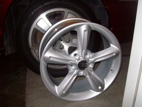 2004 Ford Crown Victoria - Wanted to keep it simple and not too flashy.