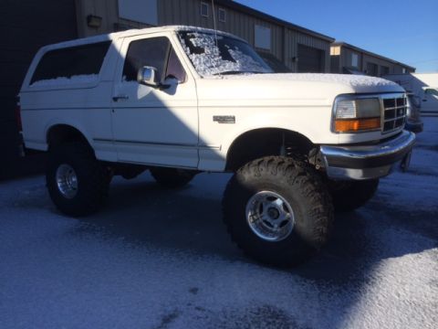 1994 Ford Bronco photo