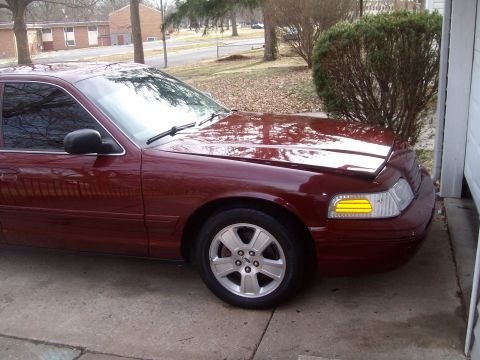 2004 Ford Crown Victoria - Just finished washing.