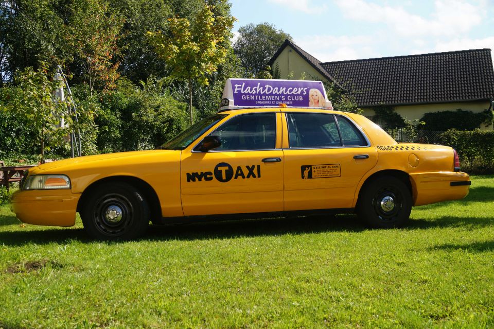 2006 Ford Crown Victoria “9G60”