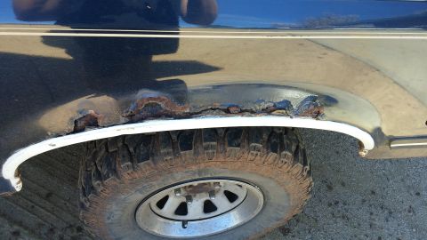 1990 Ford Bronco - Plan on cutting out the fender where it flares out and installing fender flares. Putting 35's on her anyways, could always use the room.