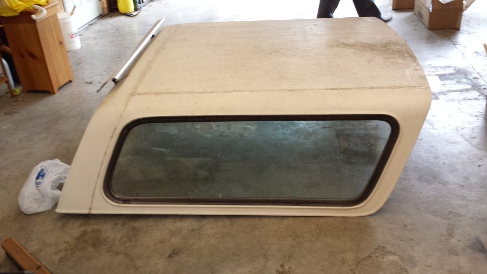 1978 Ford Bronco hardtop, side view
