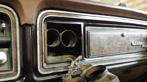 1978 Ford Bronco - Dashboard vents and Ranger XLT trim visible in a 1978 Ford Bronco interior.