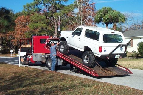 1995 Ford Bronco - Taking it to get the driveshaft made and 4.56's and detroit installed