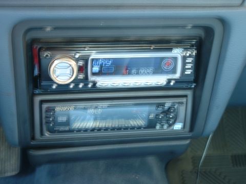 1992 Ford Taurus - cd player and graphic eq...blurry because i had stereo on, but not very loud. oh well