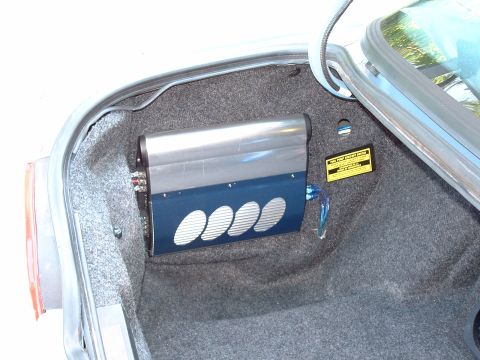 1992 Ford Taurus - 4 chan amp