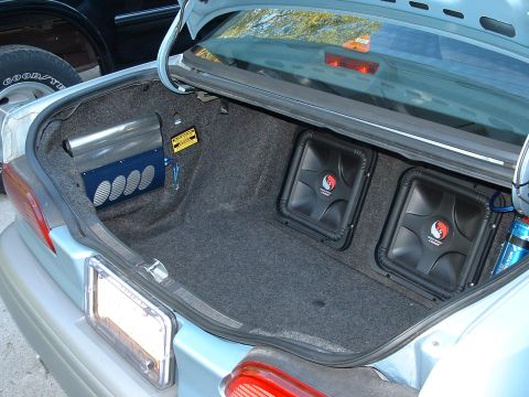 1992 Ford Taurus - another truck shot with the other amp