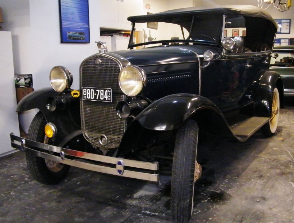 1931 Ford Model A Phaeton with license plate B80-784