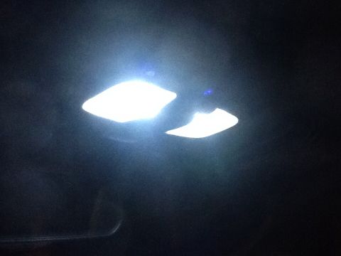2005 Toyota 4Runner - Interior dome lights are on.