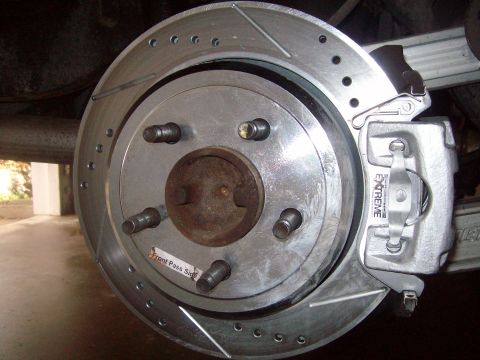2004 Ford Crown Victoria - Much better.