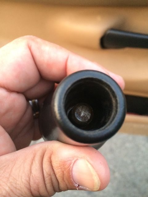 1997 Dodge 3500 - Interior view of a shifter knob, showing the shaft connection point.