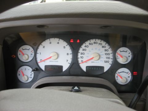 1994 Ford Bronco - The dashboard gauges indicate a 2004 Dodge Ram 1500, contradicting the registry's claim.