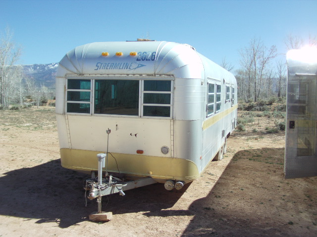 Streamline trailer with yellow trim and "2026" visible on top