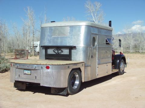 1995 Peterbilt 379 “O`Mally”