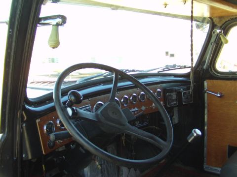 1995 Peterbilt 379 “O`Mally”
