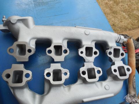 1993 Ford Bronco - Both manifolds were significantly warped, most likely due to gaskets being installed when the engine was replaced. I'll install them withOU…