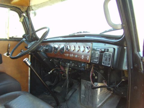 1995 Peterbilt 379 “O`Mally”
