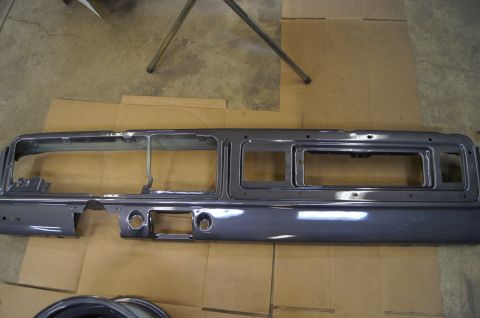 1979 Ford Bronco - Gray painted grille surround for a 1978-1979 Ford Bronco.