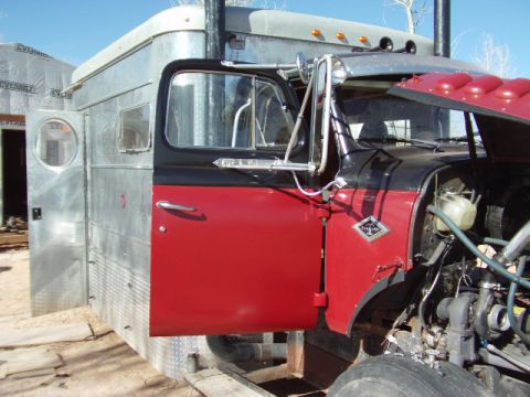 1995 Peterbilt 379 “O`Mally”