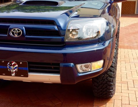 2005 Toyota 4Runner - Blue 2005 Toyota 4Runner front end detail with aggressive tires.