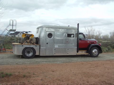 1995 Peterbilt 379 “O`Mally”