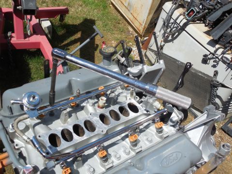 1993 Ford Bronco - After settling the intake so it's level to the block at the ends of the valley, I spun all the bolts down just until they hit so the intake…