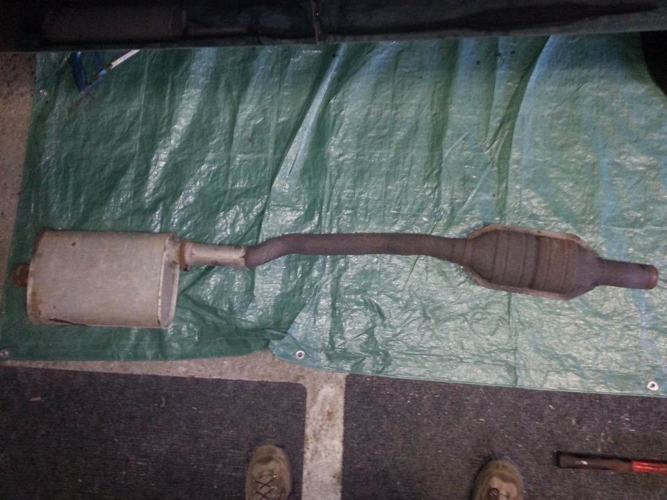 You can see the restriction has been cut off and a 2 and a quarter inch extension welded onto the back of the cat pipe.