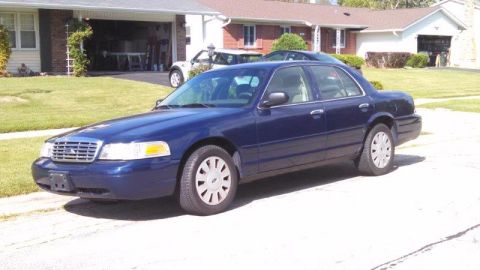 2006 Ford Crown Victoria photo