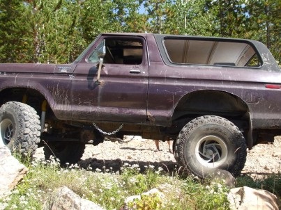 1979 Ford Bronco - This modified Ford Bronco appears to be from the late 1970s, not a 1979 model.