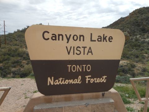 1995 Ford Bronco - Sign for Canyon Lake Vista in Tonto National Forest.