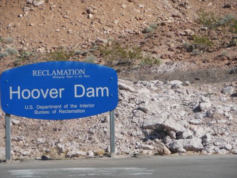 1995 Ford Bronco - A blue sign indicates the location of Hoover Dam, managed by the Bureau of Reclamation.