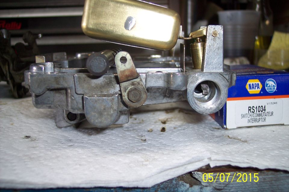 Carburetor with brass float and NAPA RS1034 interruptor box
