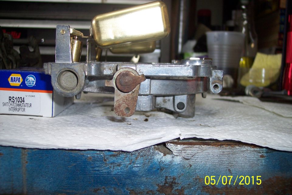 Carburetor with brass float and NAPA RS1034 box