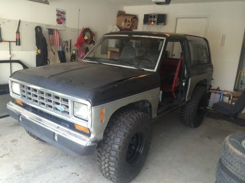 1988 Ford Bronco II photo