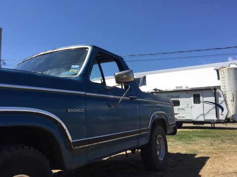 1984 Ford Bronco photo