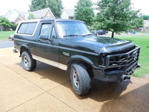 1983 Ford Bronco - Ready to tear up again! ...well, after I decide what to do with the new headlights: install them untouched like the first set, or tint them…