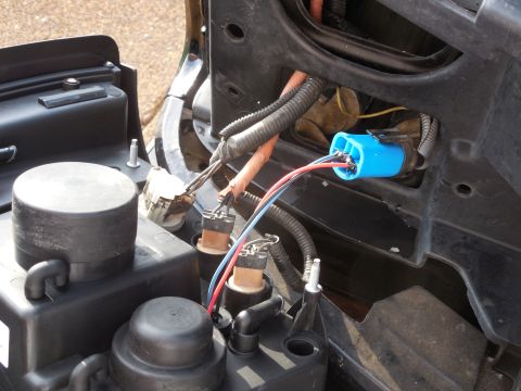 1983 Ford Bronco - Originally, the orange take-out went to an orange/amber bulb in the top outboard opening for the factory corner marker lens. The gray takeo…