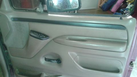 1996 Ford Bronco - black vinyl wrap
