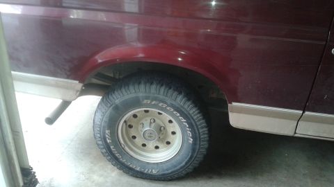 1996 Ford Bronco - sans chrome