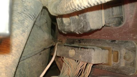 1996 Ford Bronco - speaker wire run through with the hood release cable