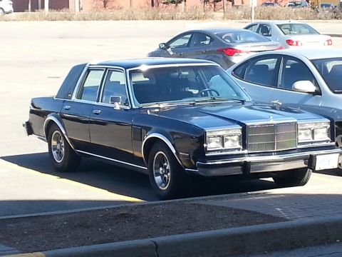 1986 Chrysler Fifth Avenue photo