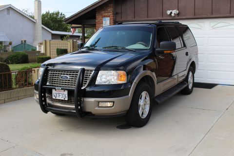 2003 Ford Expedition “TOW RIG”