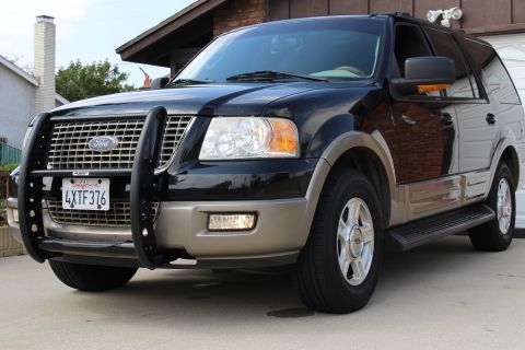 2003 Ford Expedition “TOW RIG”