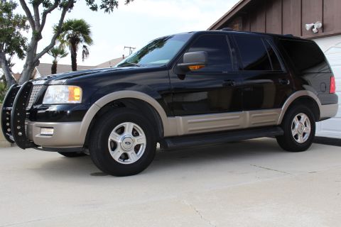 2003 Ford Expedition “TOW RIG”