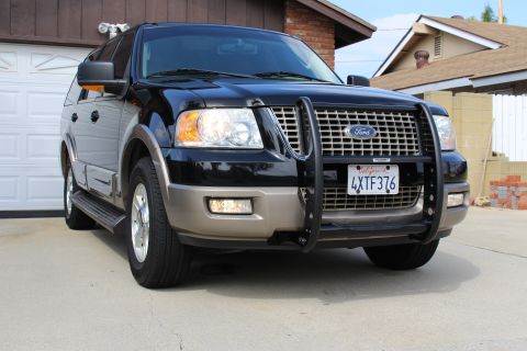 2003 Ford Expedition “TOW RIG”