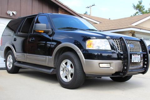 2003 Ford Expedition “TOW RIG”