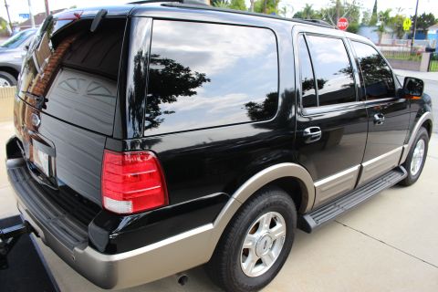 2003 Ford Expedition “TOW RIG”