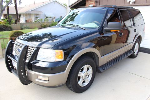 2003 Ford Expedition “TOW RIG”