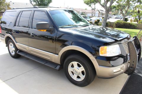 2003 Ford Expedition “TOW RIG”