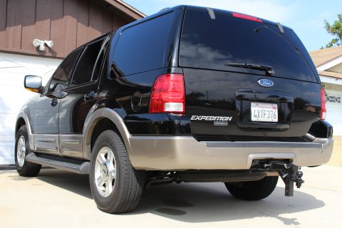 2003 Ford Expedition “TOW RIG”